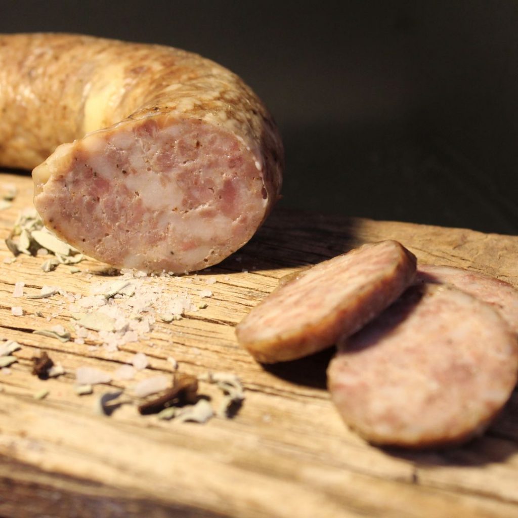 Embutido artesanal en Alicante, el sabor que nace en la sierra